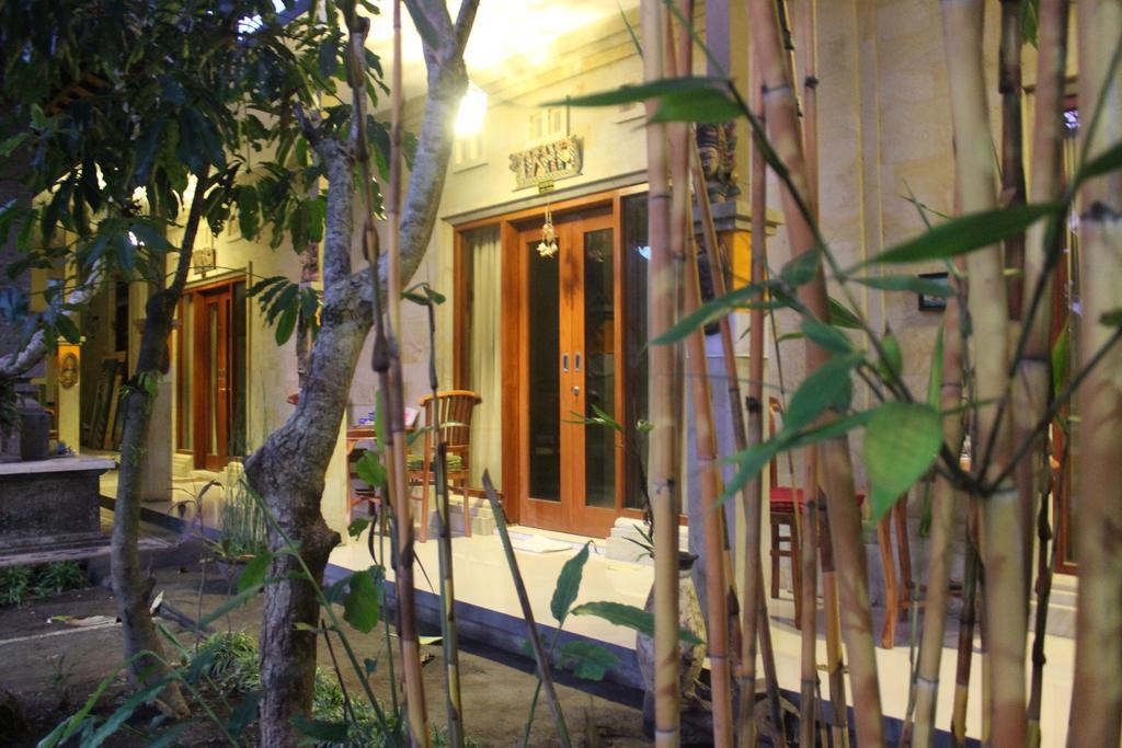Tagel Karsa House Hotel Ubud Szoba fotó